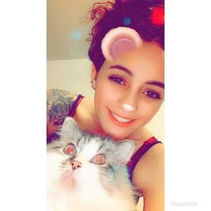 Meet your Posher, Kim